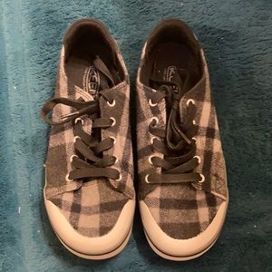 Keen flannel low tops
